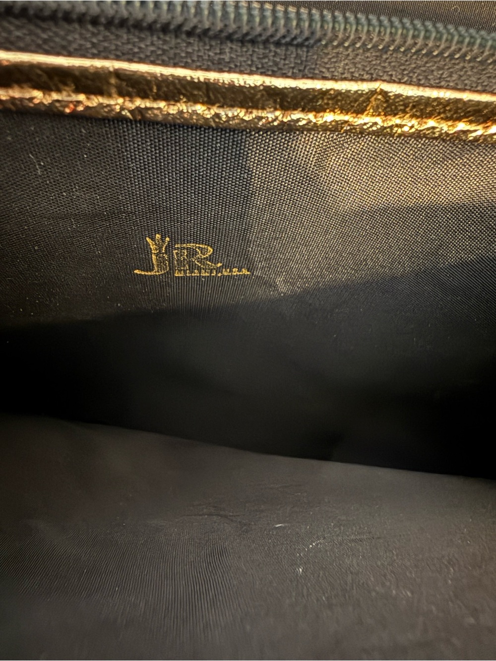 Vintage grey Shoulder Bag with Gold Hardware - Picture 4 of 4